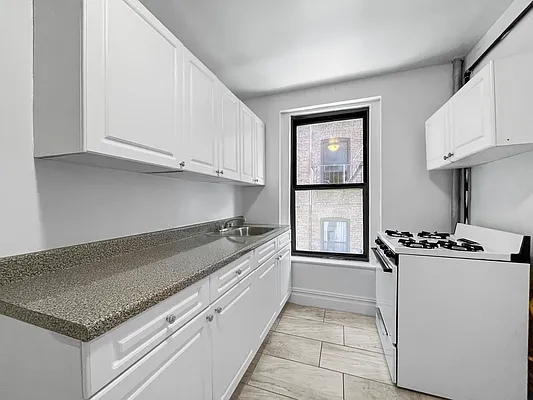 Rented by Skyward | media 10