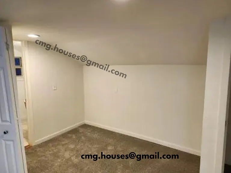 14602 Portland Ave SW #B — Photo 10