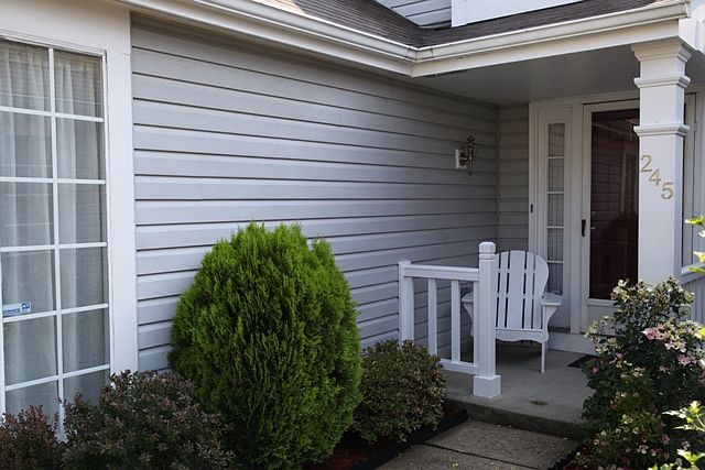 1st image of 245 Clearbrook Ct