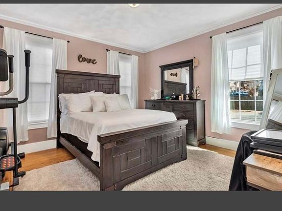 5th image of 1 New Hampshire Ave #1