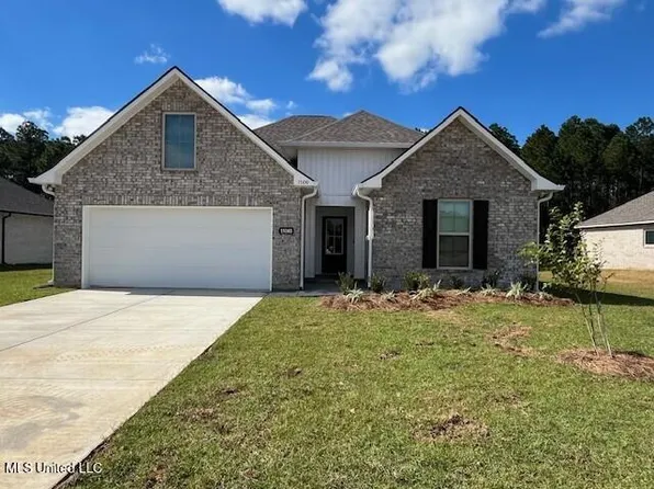 15100 High Point Dr, Gulfport, MS 39503