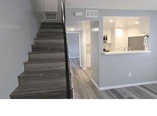 2315 W 54th St APT 1, Los Angeles, CA 90043