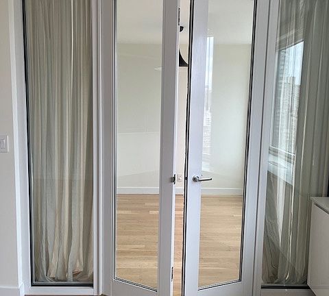 4th image of 301 W 53rd St APT 25D