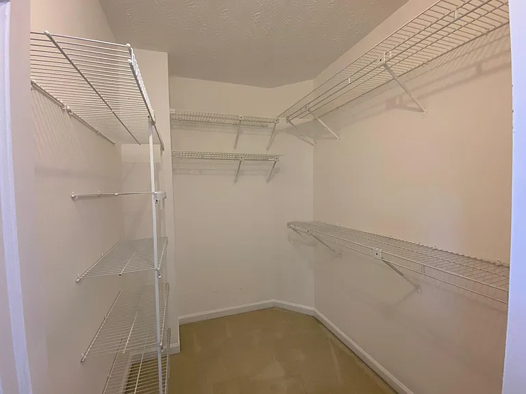 3013 Eglantine Ct — Photo 18