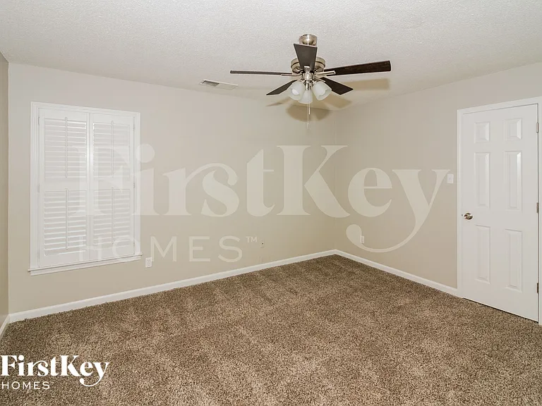 8968 Keighley Cv — Photo 11