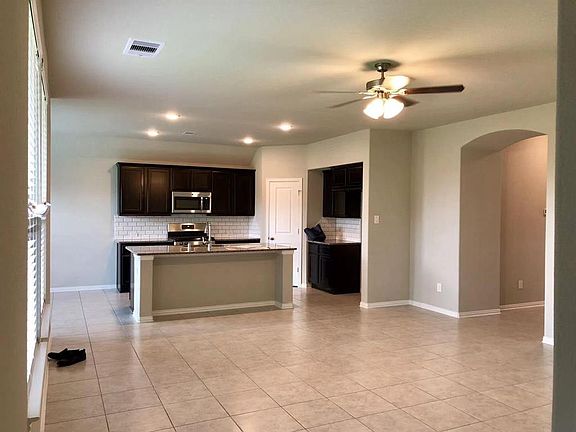 5th image of 8411 Remington Bluff Ln