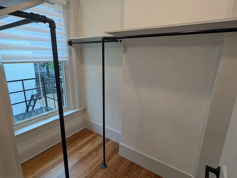 521 Garrard St #4 — Photo 13