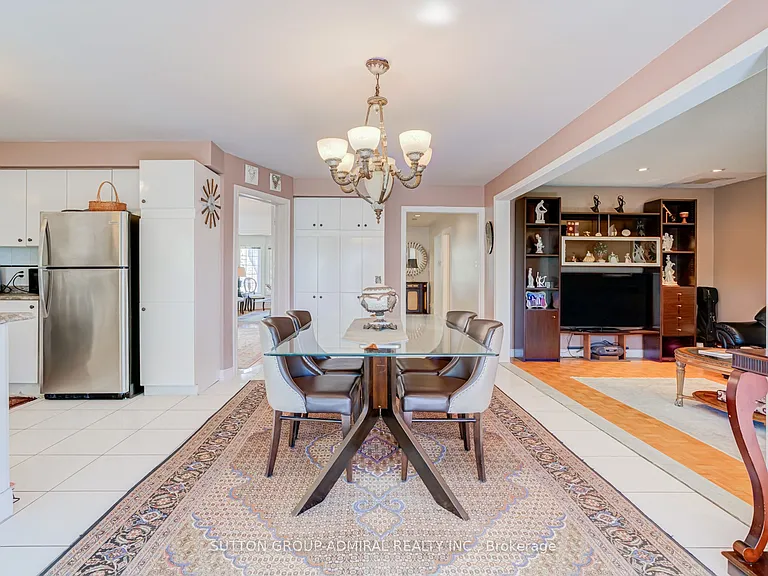 8890 Martin Grove Rd — Photo 20