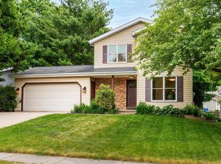 5709 Highland Way, Middleton, WI 53562