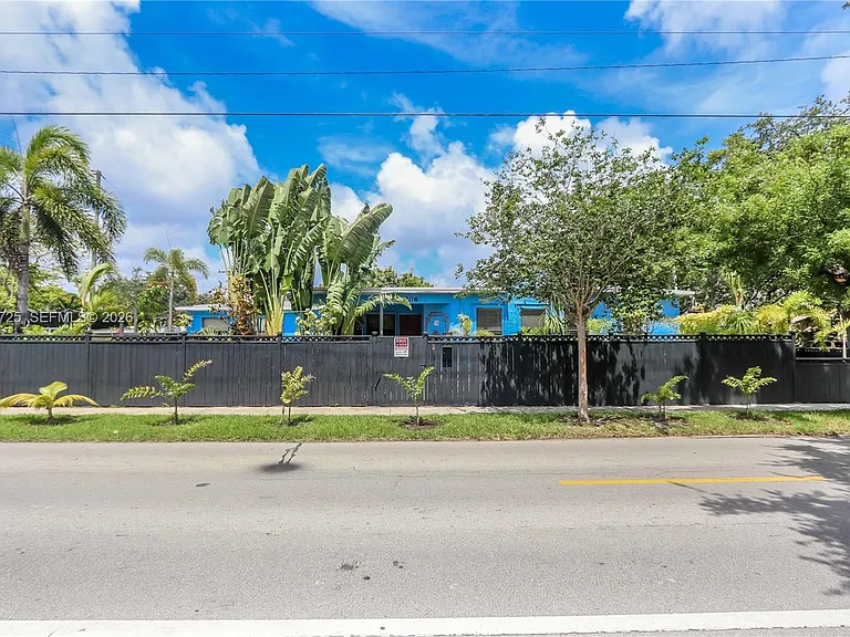 706 S 19th Ave — Photo 38