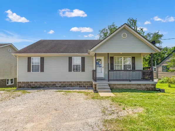 129 Glory St, Irvine, KY 40336