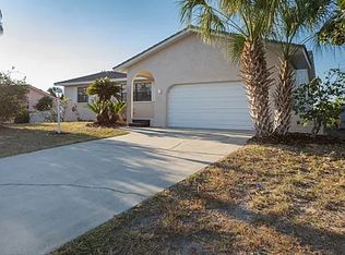 907 Eagle Ln, Apollo Beach, FL 33572