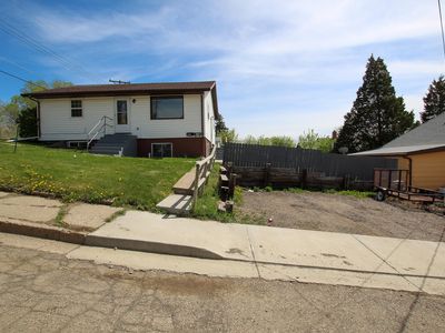 505 3rd St NE, Mandan, ND, 58554