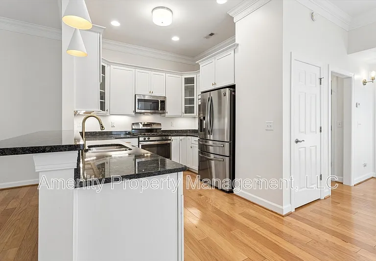 5434 Center St #1 — Photo 7