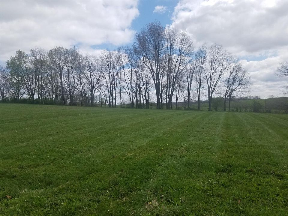 2nd image of 112 Walnut Dr