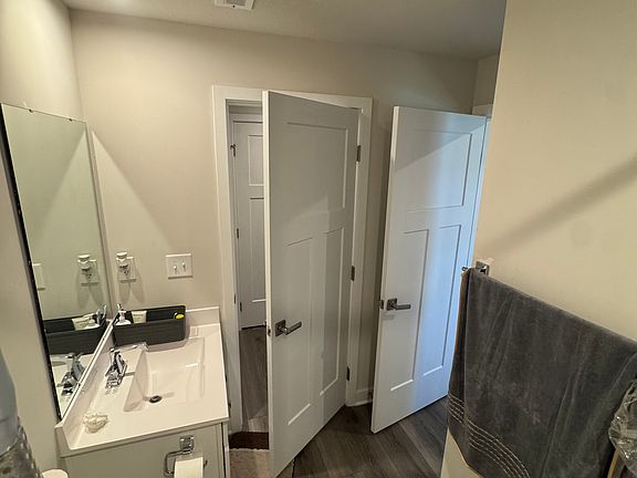 4th image of 2676 Azalea Garden Rd Unit E