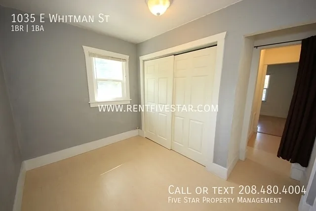 1035 E Whitman St — Photo 8