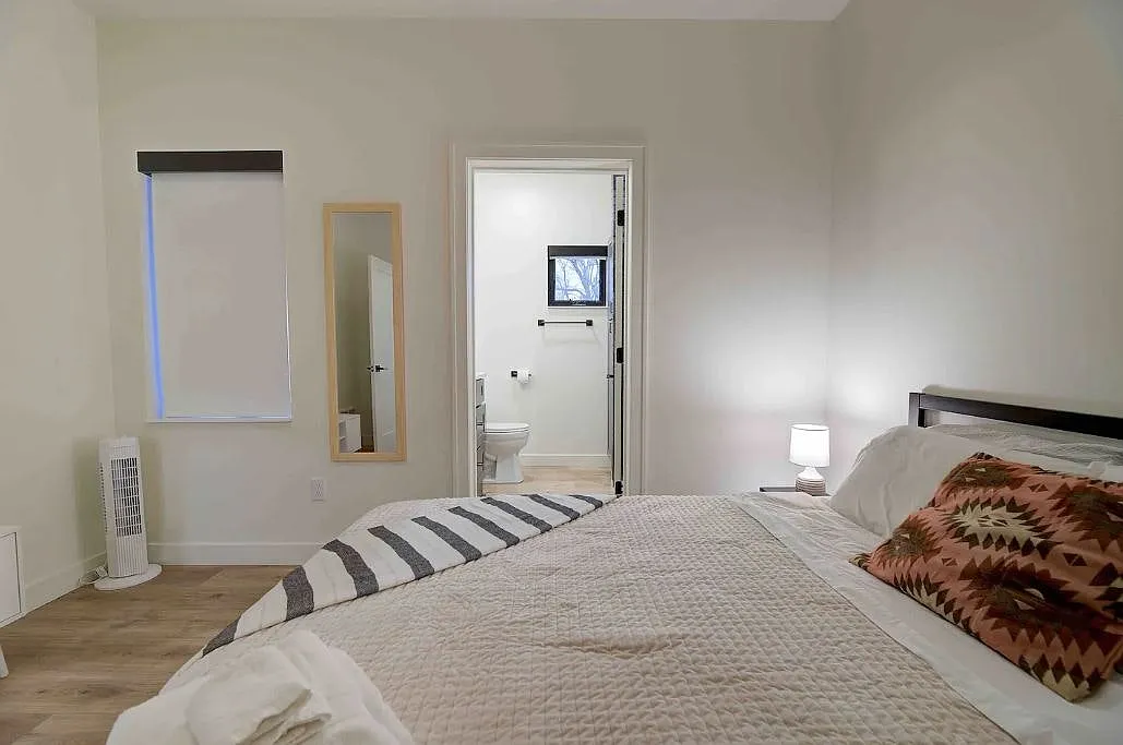 925 East Otjen Street, Unit 1 — Photo 4