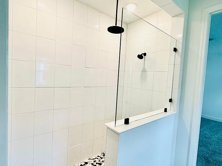 207 Chalet Ct — Photo 11