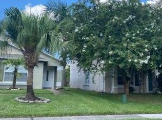 924 Windrose Dr, Orlando, FL 32824