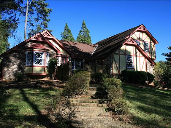 2nd image of 4361 Hardwood Cir