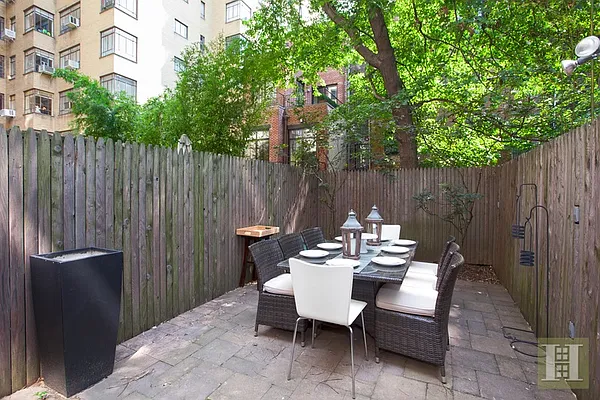 Rented by Halstead Real Estate | media 15