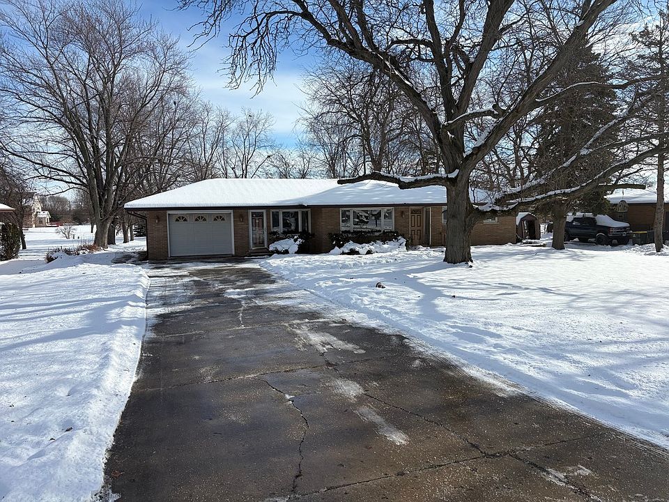 2nd image of 20575 Bensley Ave