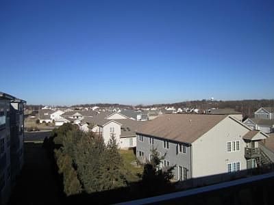 2nd image of 2320 Jackson St Unit 312