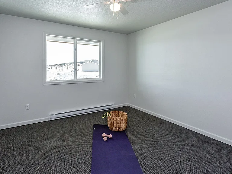 501 Plaza Heights Rd #12 — Photo 9