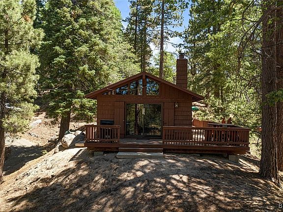 2nd image of 372 Pine Hill Dr