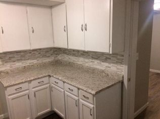 5559 1/2 Northwest Dr, Omaha, NE 68104