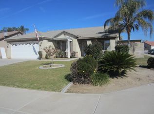 9902 Pyramid Peak Dr, Bakersfield, CA 93311