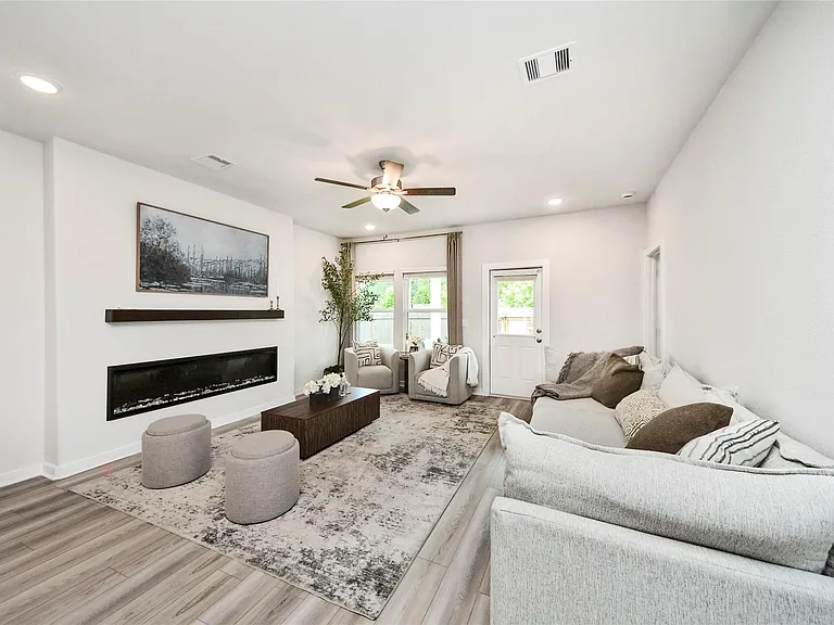 8646 Blueberry Ash St — Photo 21