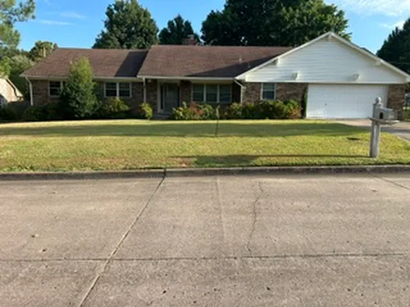 2507 Debby Jane Ln, Muskogee, OK 74403