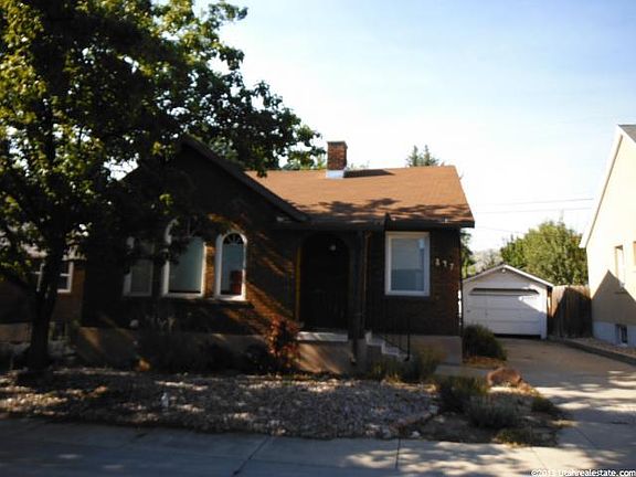 2nd image of 847 E Wilshire Pl