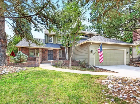 4 Oakmont Lane, Littleton, CO 80127