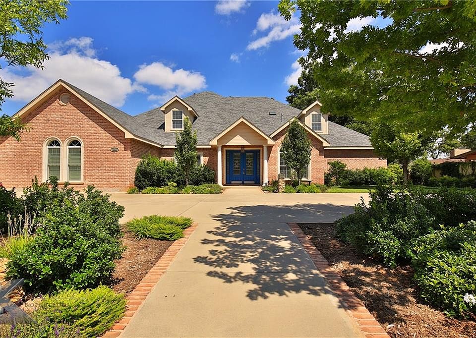 1st image of 1419 Woodland Trl
