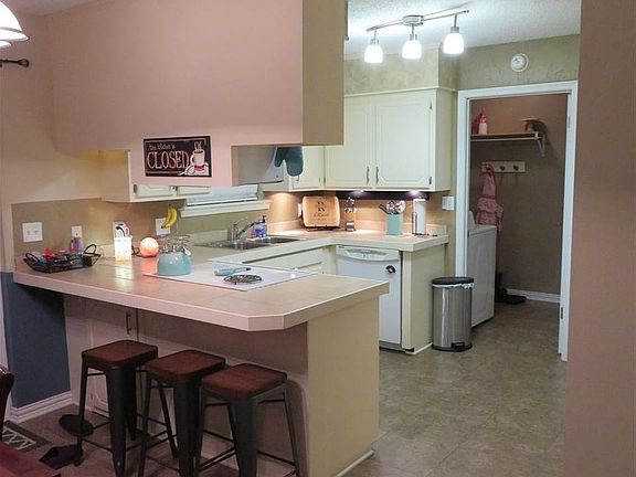 5th image of 4702 Parkland Dr