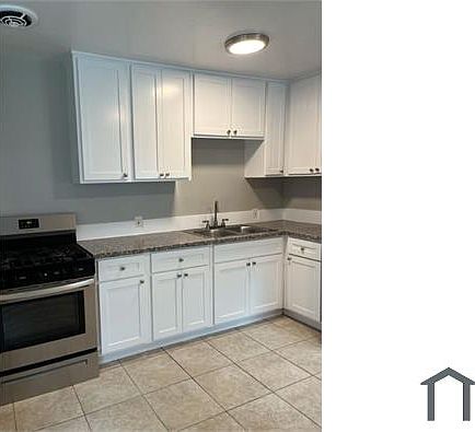 2nd image of 3904 Gibraltar Ave APT 3