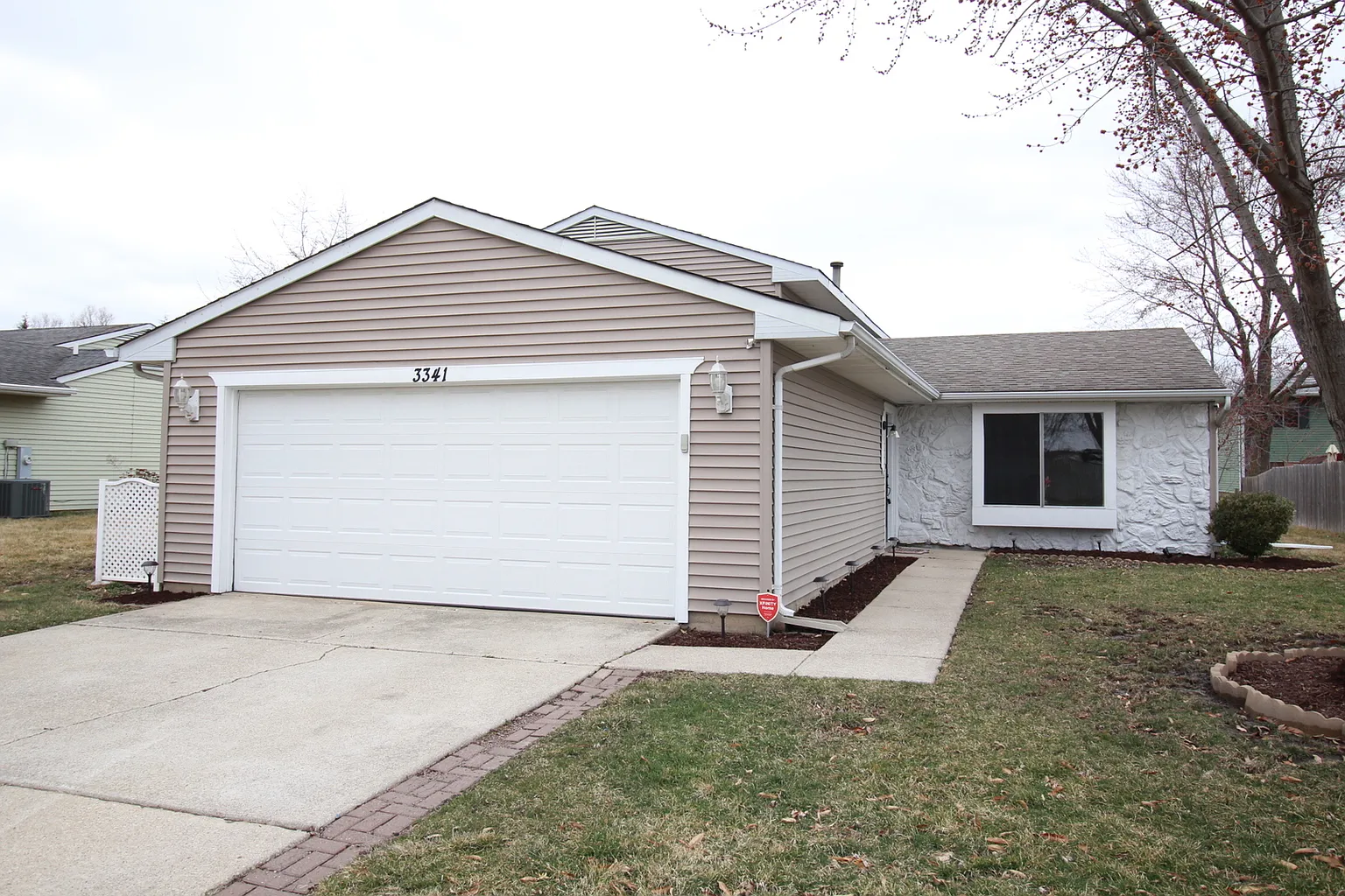 3341 Stonehurst Ct photo 1