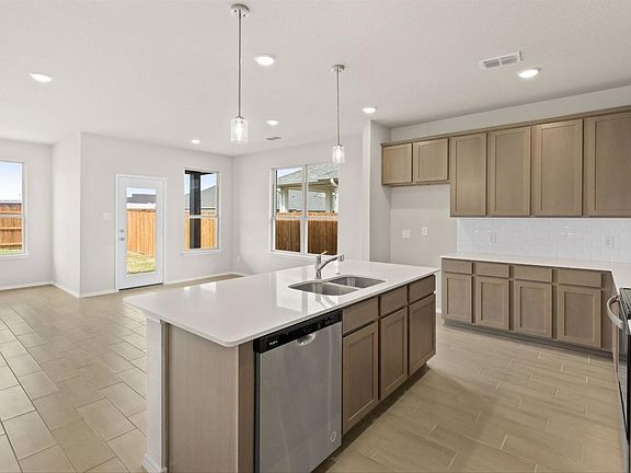7th image of this home