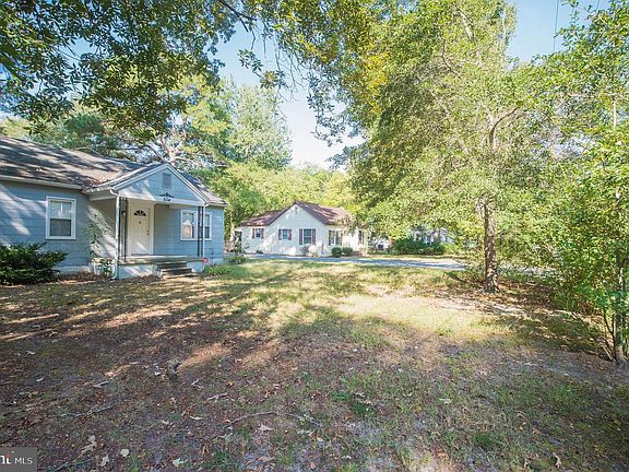 3rd image of 504 Clyde Ave