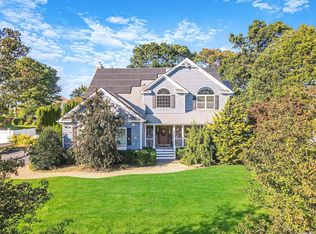 29 Southview Cir, Lake grove, NY 11755