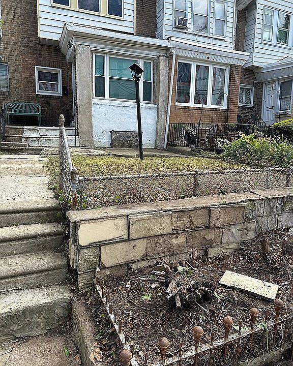1st image of 4824 Brown St