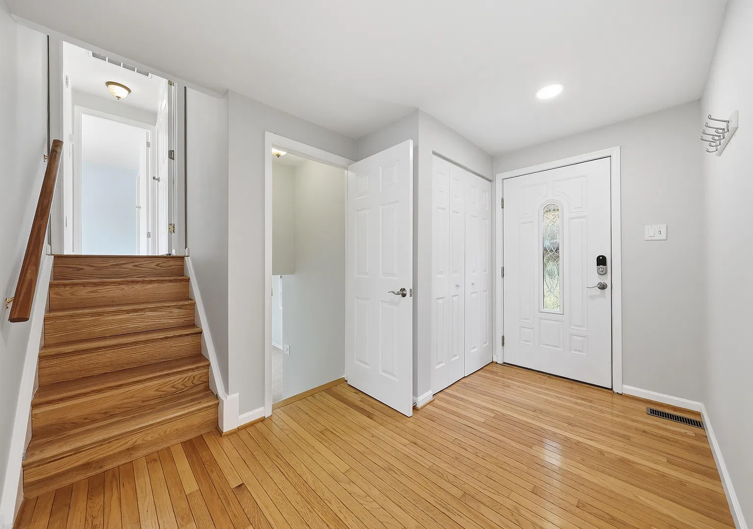 Location & Condition - Immediate Availability — Photo 2