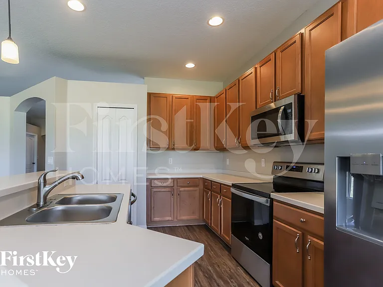 1144 Emerald Hill Way — Photo 4