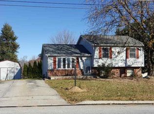 451 Clover Ln, Hanover, PA 17331