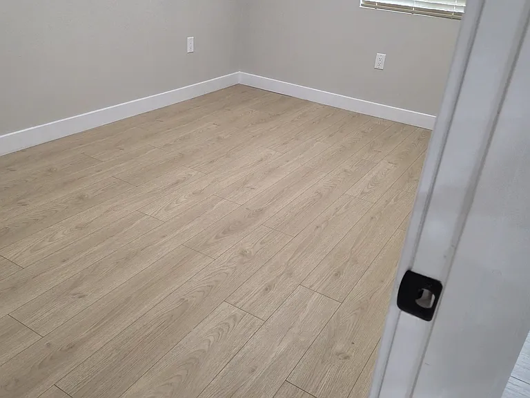 4287 Fernwood Ave #B — Photo 8