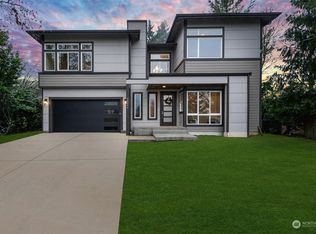 22004 Brier Rd, Lynnwood, WA 98036