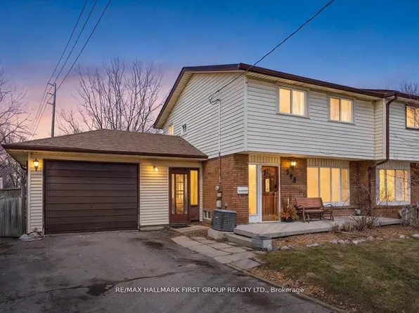 398 Dean Ave, Oshawa, ON L1H 3E2